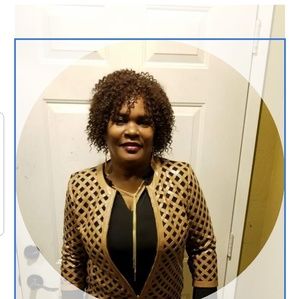 Meet your Posher, Cynthia